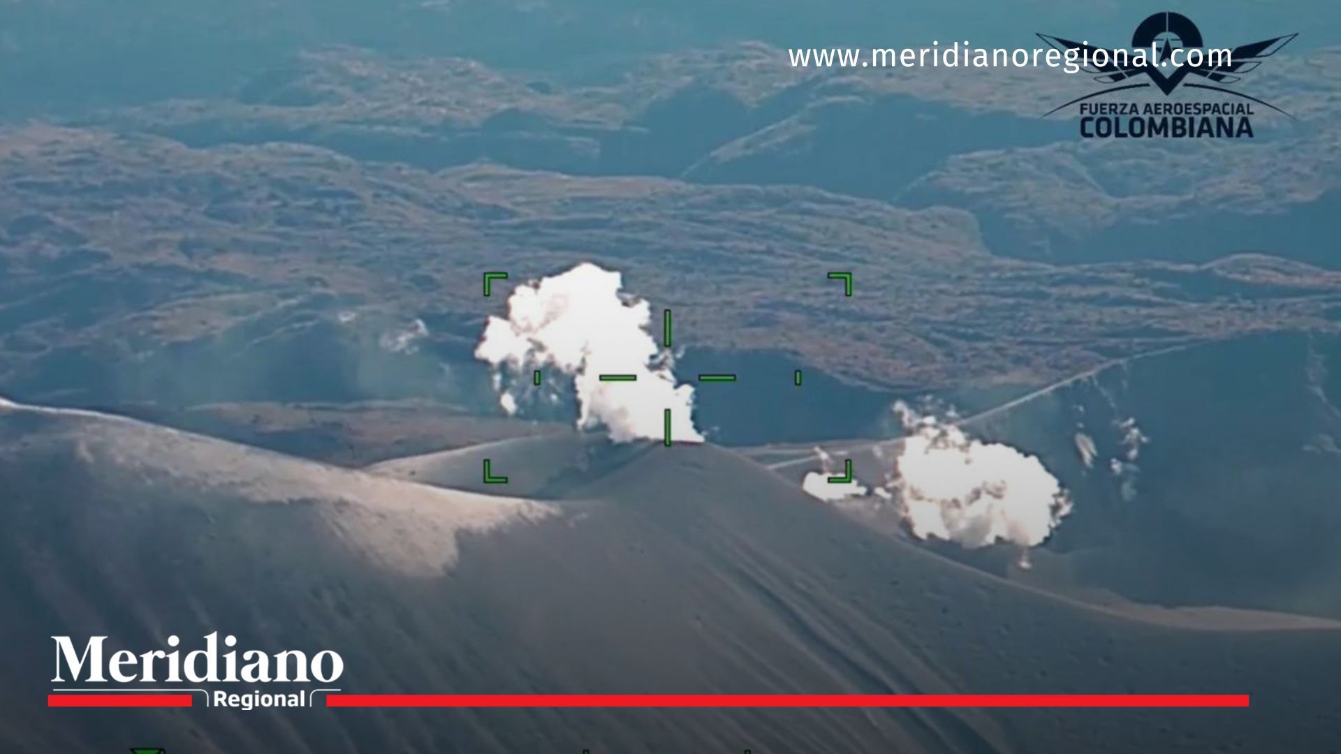 Fuerza Aeroespacial monitorea volcanes activos Fuerza Aeroespacial- sobrevuelo- monitoreo- vigilancia- reconocimiento- volcanes activos- Puracé- Curiquinga- información- datos- impacto- Cauca- Colombia-