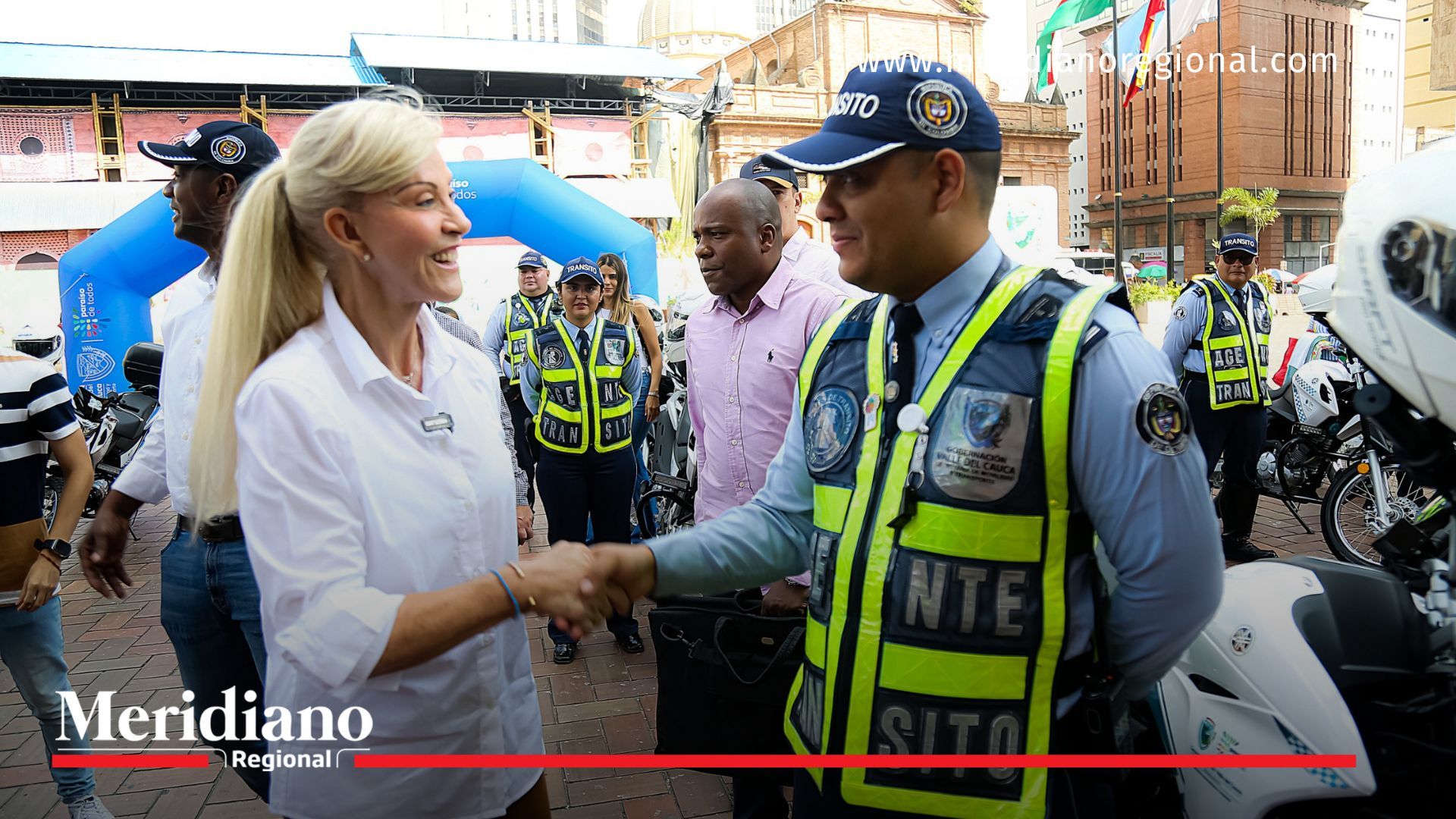 La Gobernación entrega nueva flota para agentes de tránsito Gobernación del Valle- entrega- nueva- flota- motocicletas- vehículo- controles- cobertura- accidentes- emergencias- municipios- vías- movilidad- Valle del Cauca- Colombia-