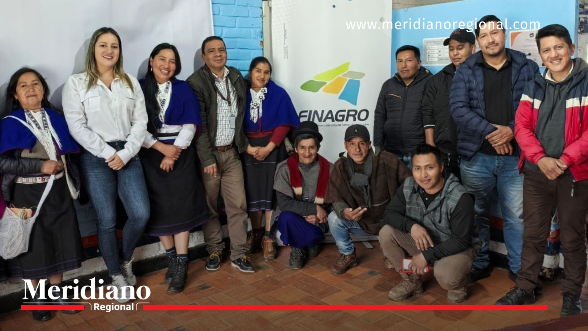 FINAGRO lleva créditos a productores rurales de Guambía FINAGRO- evento- reunión- asociaciones- Resguardo Indígena de Guambía- productores rurales- comunidad Misak- ASOACUA- AAMIC- ASOAGRUM- ALIK MISAK- AAACC- cultivo de fresa- ganadería- truchicultura- Silvia- Cauca- Colombia-