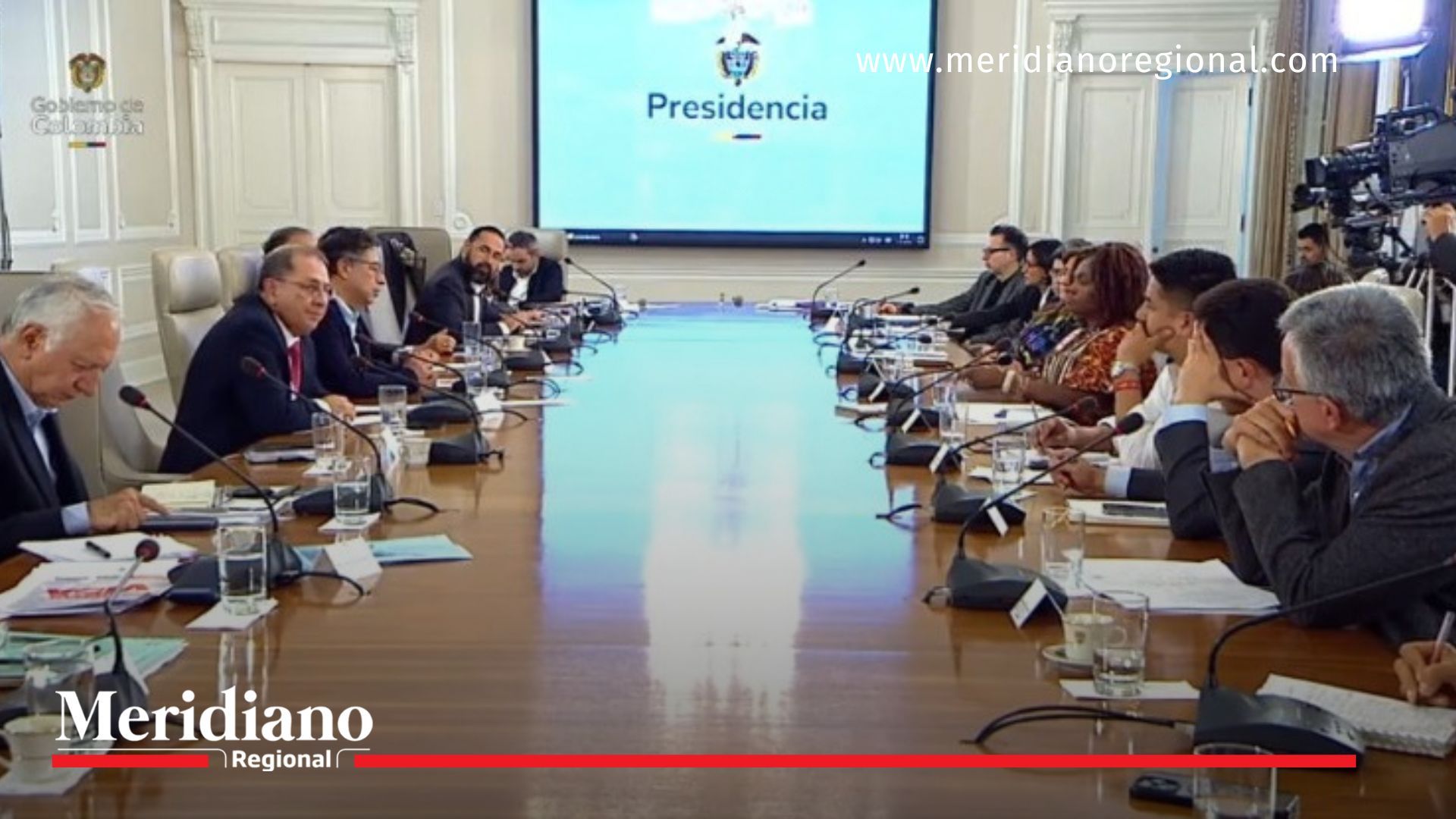 Centro Democrático y Cambio Radical solicitan derecho a réplica Centro Democrático- Cambio Radical- oposición- solicitud- derecho a réplica- RTVC- Gustavo Petro- consejo de ministros- transmisión- reacciones- Gobierno Nacional- Colombia-