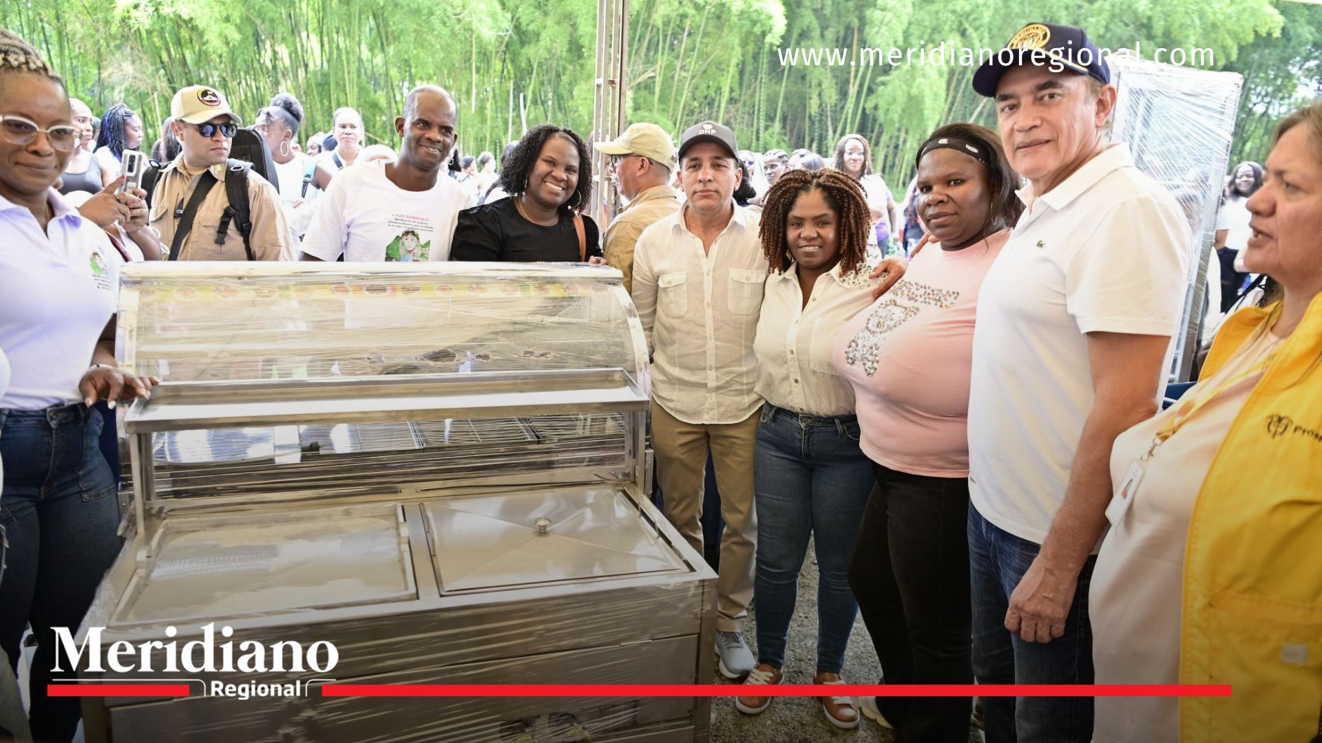 Gobierno impulsa 900 negocios de mujeres afro en Cauca Gobierno Nacional- Vicepresidencia- Francia Márquez- Prosperidad Social- Gustavo Bolívar- DNP- Alexander López Maya- apoyo- emprendimientos- mujeres afro- beneficiadas- impulso- negocios- economía popular- norte del Cauca- municipios- Cauca- Colombia-