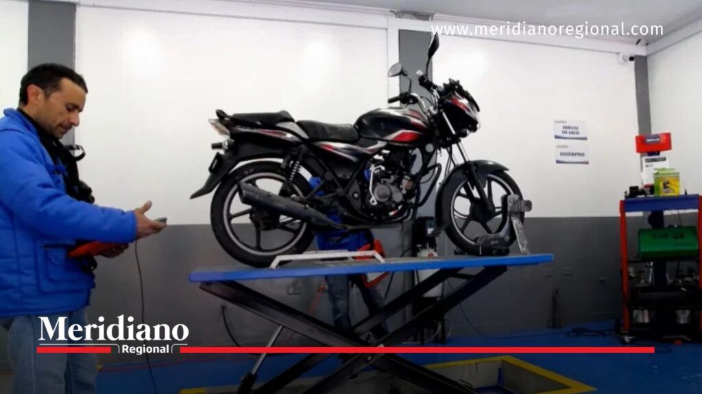 multa-motociclistas-revision-tecnomecanica-Colombia-sancion-transito-inmovilizacion-vehiculo-CDA-control-vial-descuento-multa-seguridad-vial