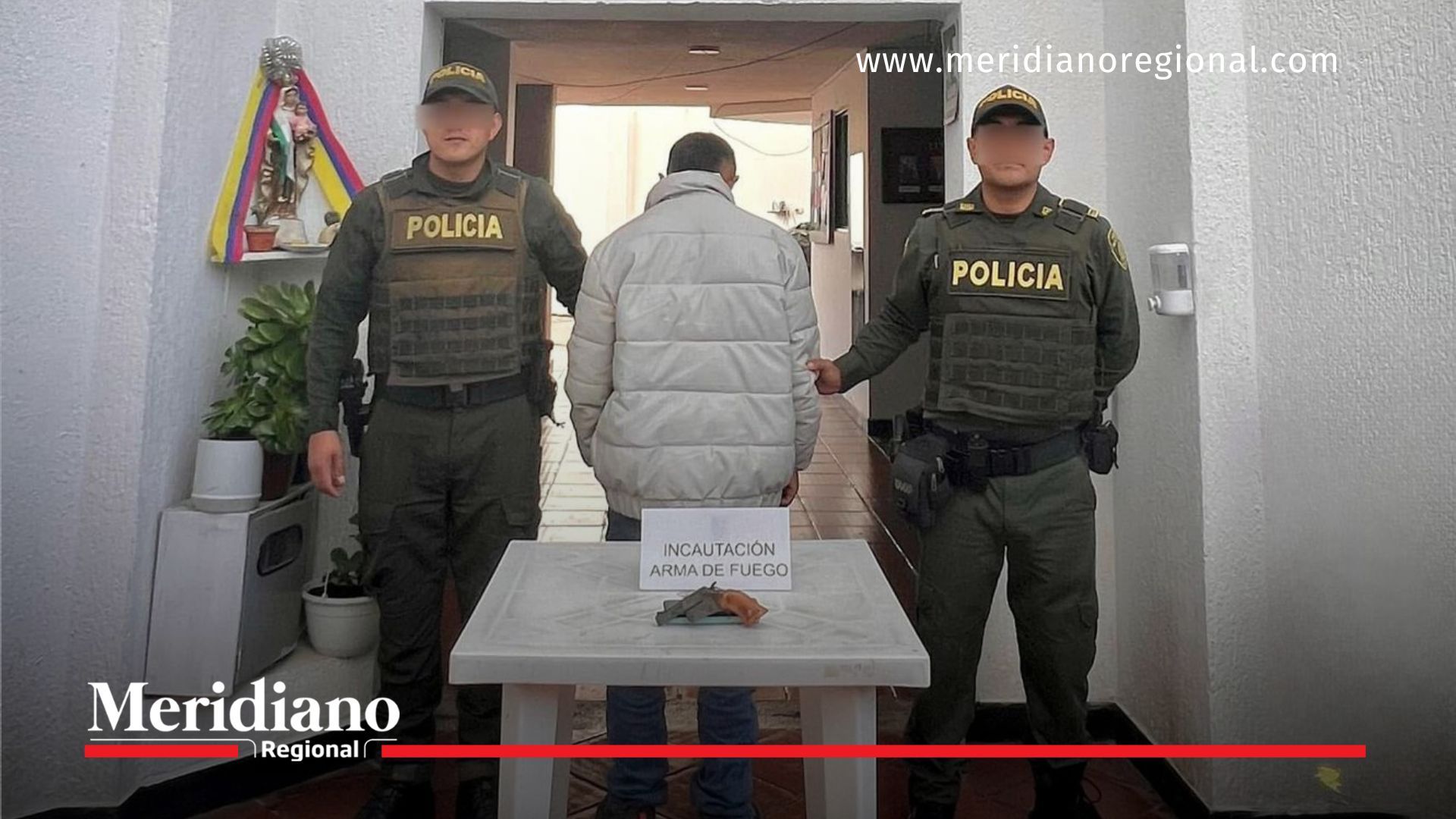 Aprehensión de menor con arma cerca de colegio aprehension-menor-arma-colegio-Sotara-Cauca-Policia-Nacional-seguridad-zona-escolar-adolescente-detenido-riesgo-comunidad-controles-policiales-instituciones-educativas-