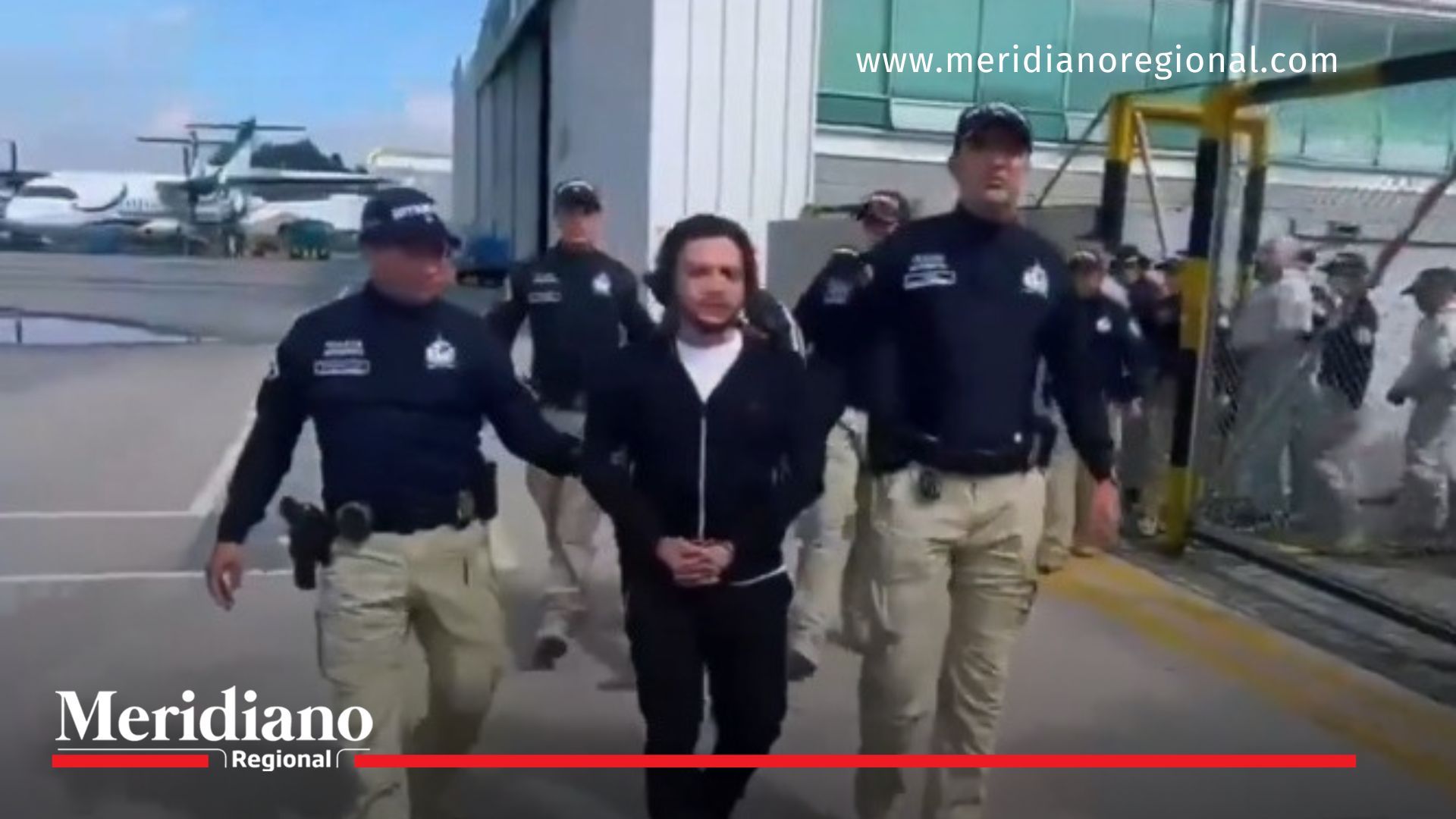 Extraditan a hijo de excapo del cartel de Cali extradicion-narcotraficantes-colombianos-el-alacran-jr-cartel-de-cali-narcotrafico-eeuu-policia-nacional-interpol-segunda-marquetalia-los-tiguerones-tumaco-esmeraldas-cocaina-