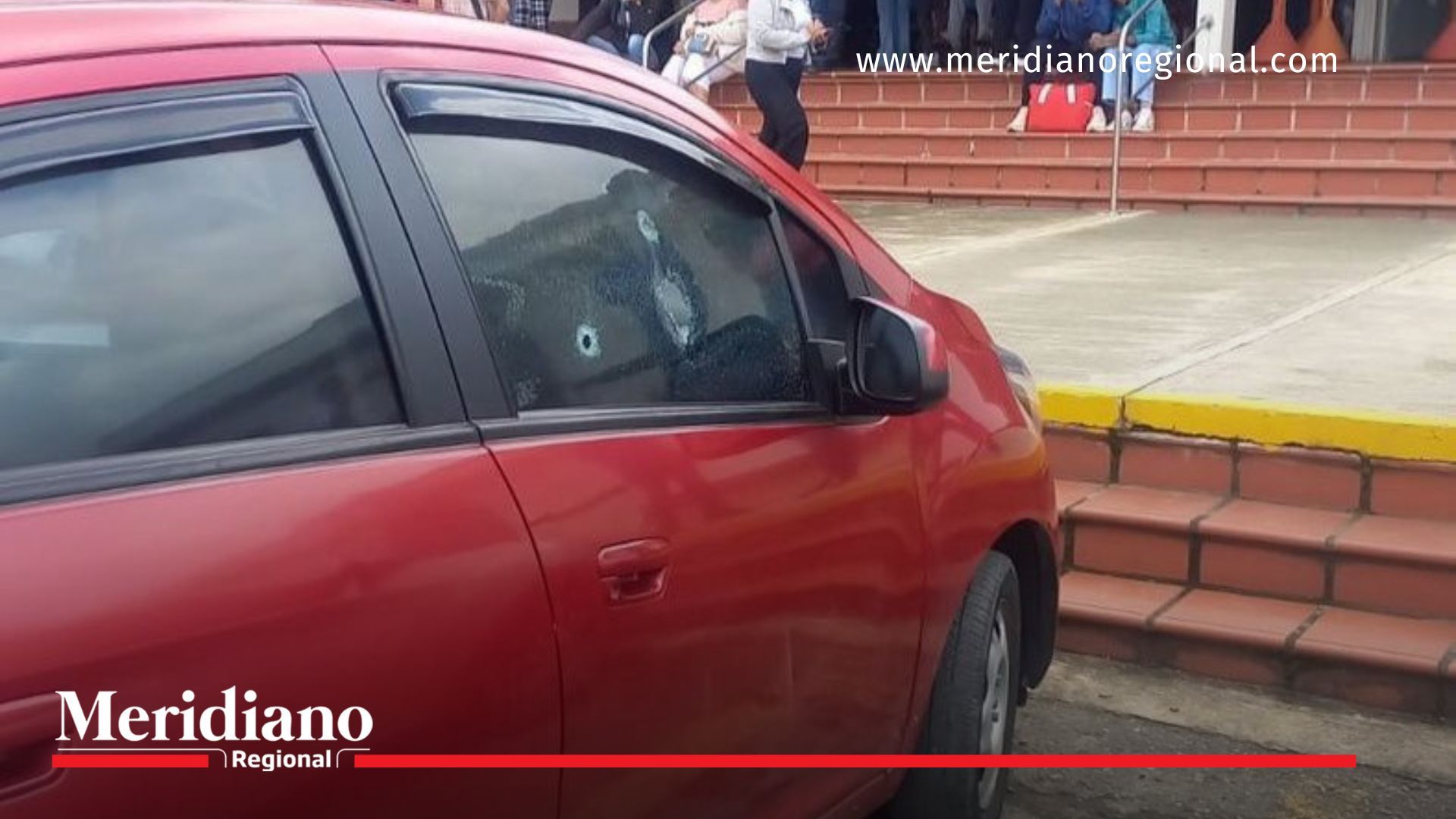 Sicarios atacaron a persona en su vehículo en Popayán sicarios-ataque-popayan-mujer-baleada-vehiculo-hospital-san-jose-policia-investiga-motos-crimen-violencia-ciudadana-
