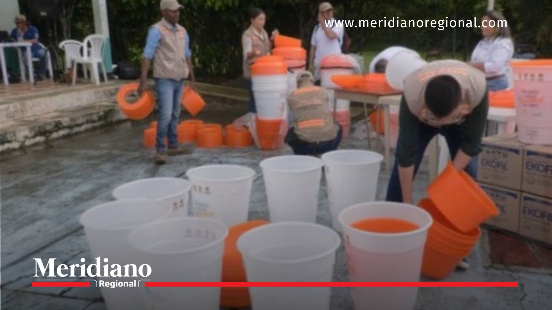 Familias rurales -Agua potable para 600 familias rurales del Valle agua-potable - familias-rurales - Valle-del-Cauca - filtros-de-agua - convenio-internacional - saneamiento-básico - comunidades-vulnerables - acceso-a-agua - salud-publica - Rotary-International - Uesvalle - desarrollo-regional-Familias rurales -