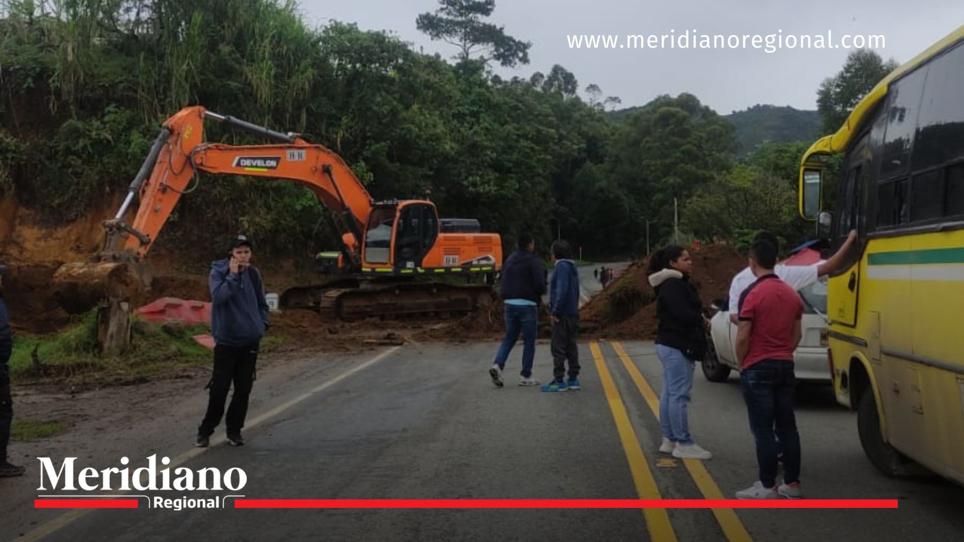 Bloquearon el paso en la vía Panamericana bloquearon - paso - vía - Panamericana - protestas - indígenas - Cauca - cierre - tráfico - Popayán - Cali - bloqueos - impacto - movilidad - vías - alternativas - autoridades-