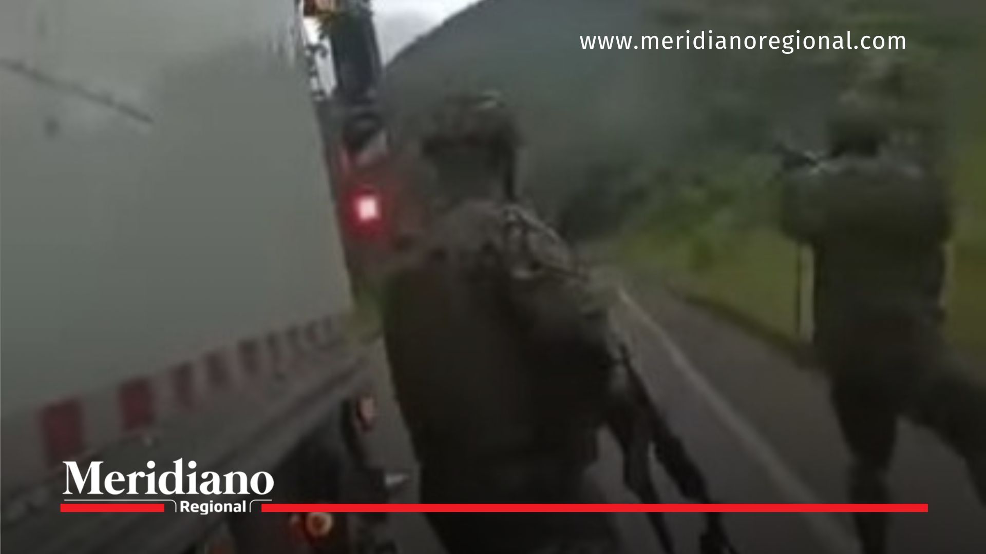 enfrentamientos -Enfrentamientos paralizaron el corredor Quibdó–Medellín Ejército Nacional - Clan del Golfo - enfrentamientos - vía Quibdó - Medellín - Chocó - seguridad - transporte - conflicto armado - movilidad segura - grupos armados - Fuerza Pública-enfrentamientos -