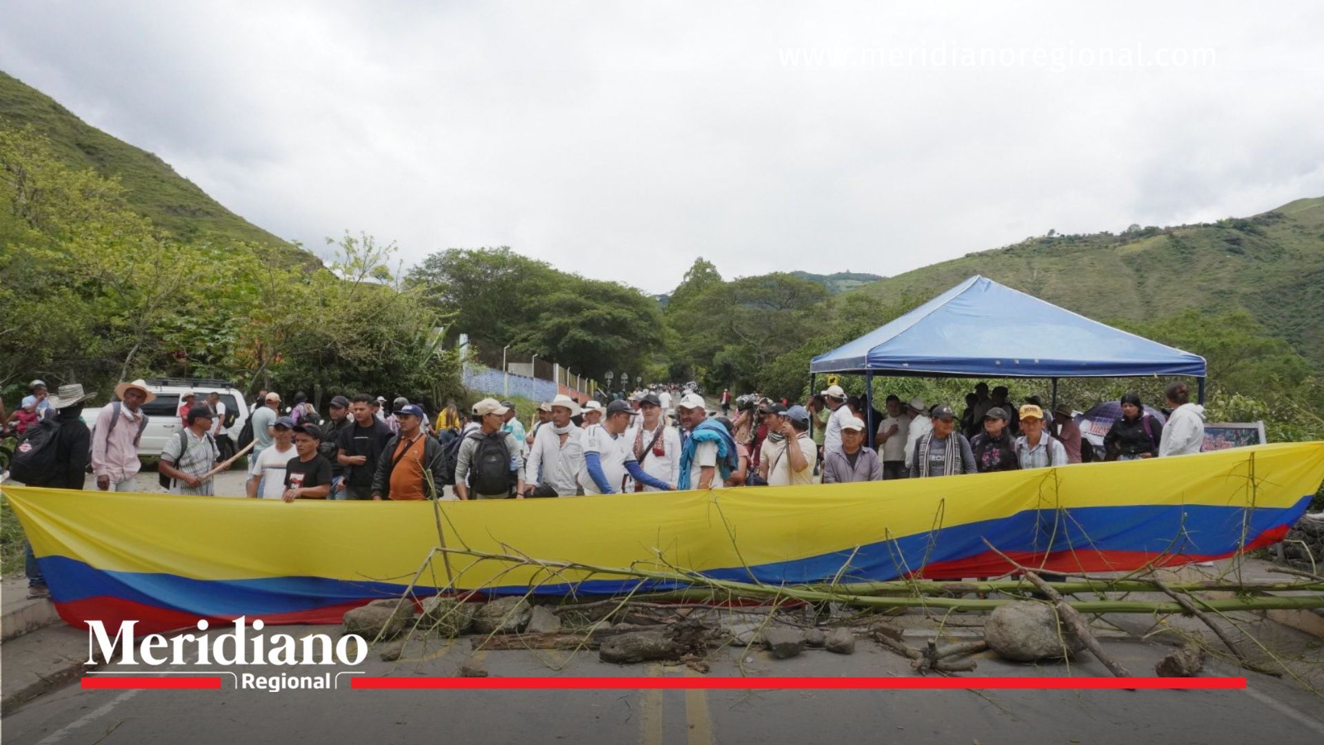 los manifestantes -Los manifestantes exigen acción inmediata en vía crucial bloqueo - vía - Buesaco - El - Empate - manifestantes - paro - pavimentación - Arboleda - Nariño - Gobernación - acuerdos - diálogo - proyecto - crisis - infraestructura - movilización - comunidad-los manifestantes -