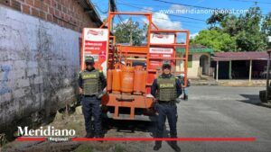 incautación de 74 -Incautación de 74 cilindros en operativo policial incautacion-74-cilindros-de-gas-transporte-ilegal-choco-policia-operativo-via-istmina-union-panamericana-camioneta-cargamento-peligroso-incautación de 74 -
