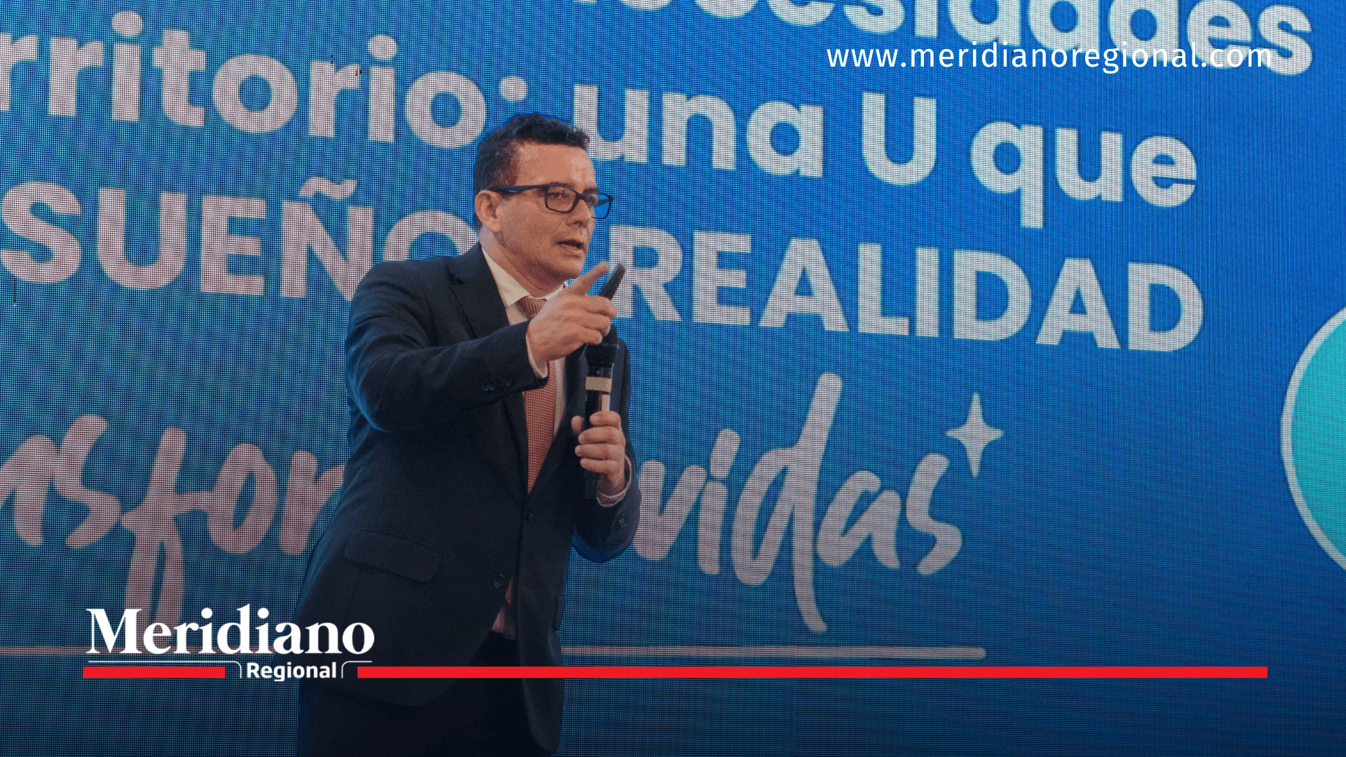 28 expresidentes iberoamericanos condenan la intención de Gustavo Petro de convocar una consulta popular por decreto, sin aval del Congreso. Lo califican como un atentado contra la legalidad democrática.