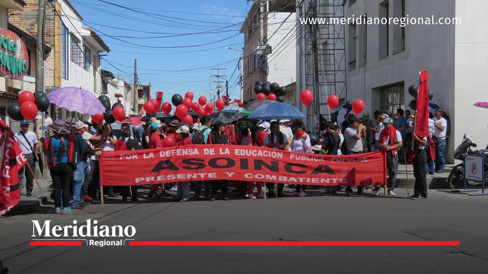 Más de 120 docentes fueron desplazados en Cauca por amenazas de grupos armados. La educación de más de 3 mil estudiantes está en riesgo.