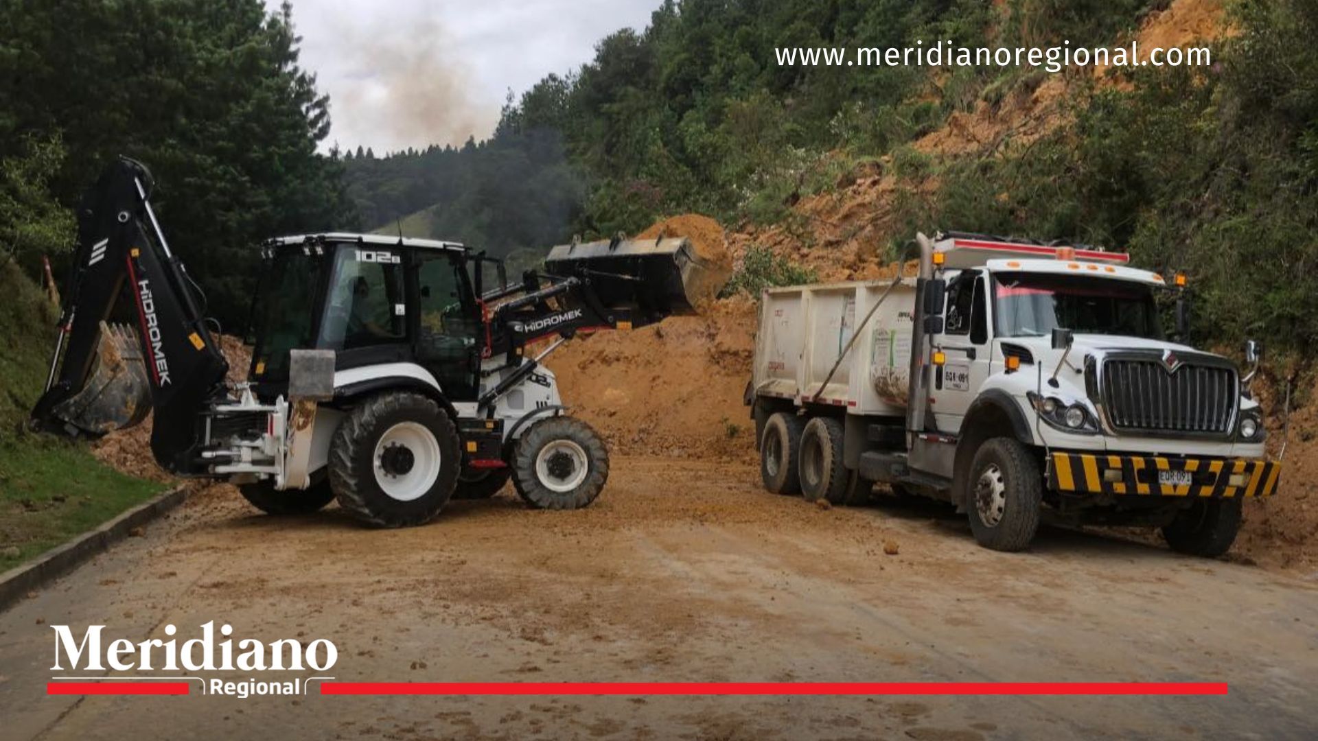 tránsito-Tránsito restringido en la vía Chachagüí-Pasto por deslizamiento deslizamiento-vía-chachagüí-pasto, tránsito-restringido-nariño, emergencia-vial-nariño, maquinaria-gobernación-nariño, vía-alternativa-chachagüí-pasto, evaluación-talud-vía-pasto-tránsito-