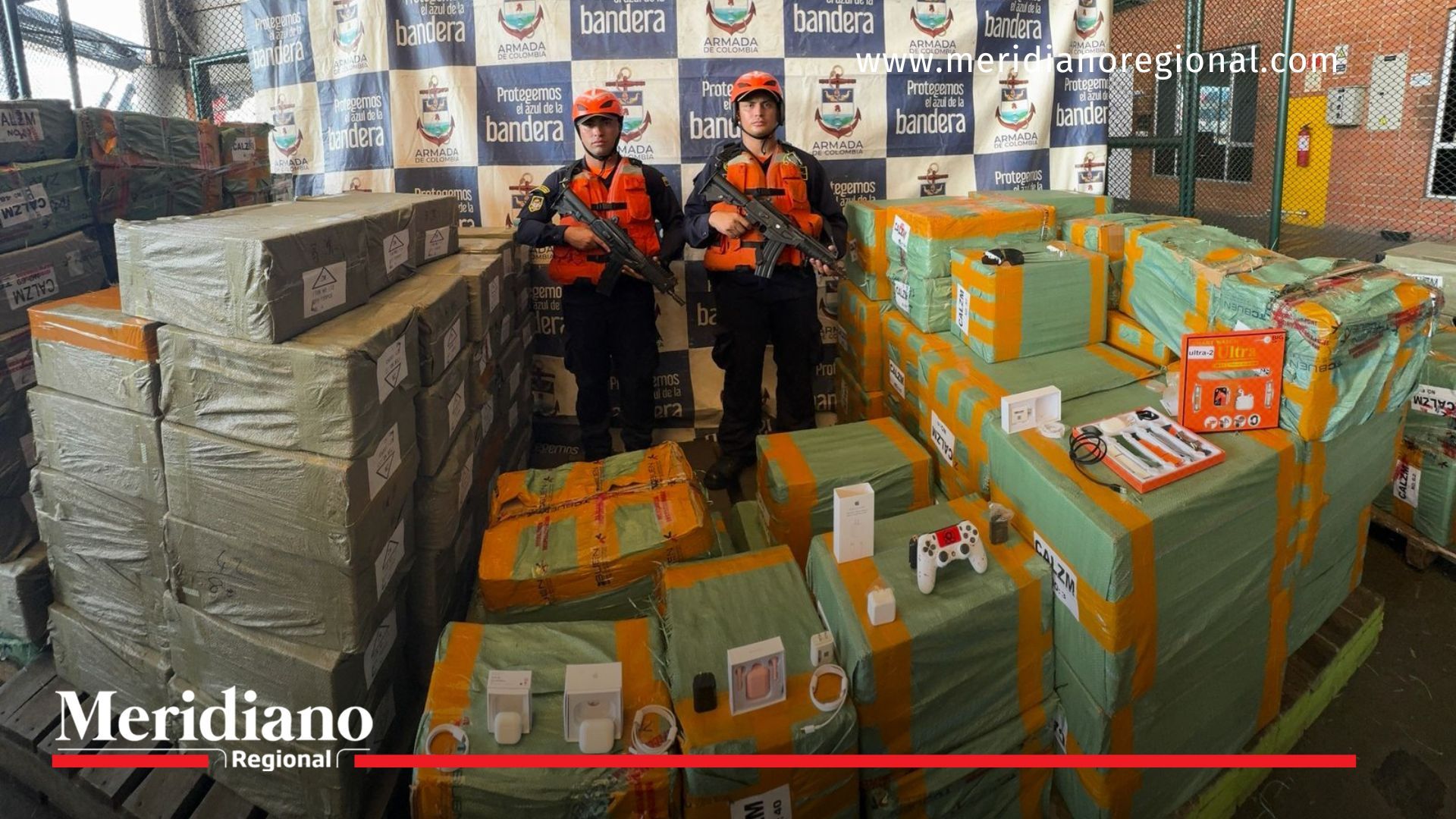 Mercancía-Mercancía de contrabando confiscada en Buenaventura contrabando-buenaventura-armada-de-colombia-incautación-mercancía-tecnológica-zona-franca-panamá-dian-terminal-de-contenedores-puerto-buenaventura-Mercancía-