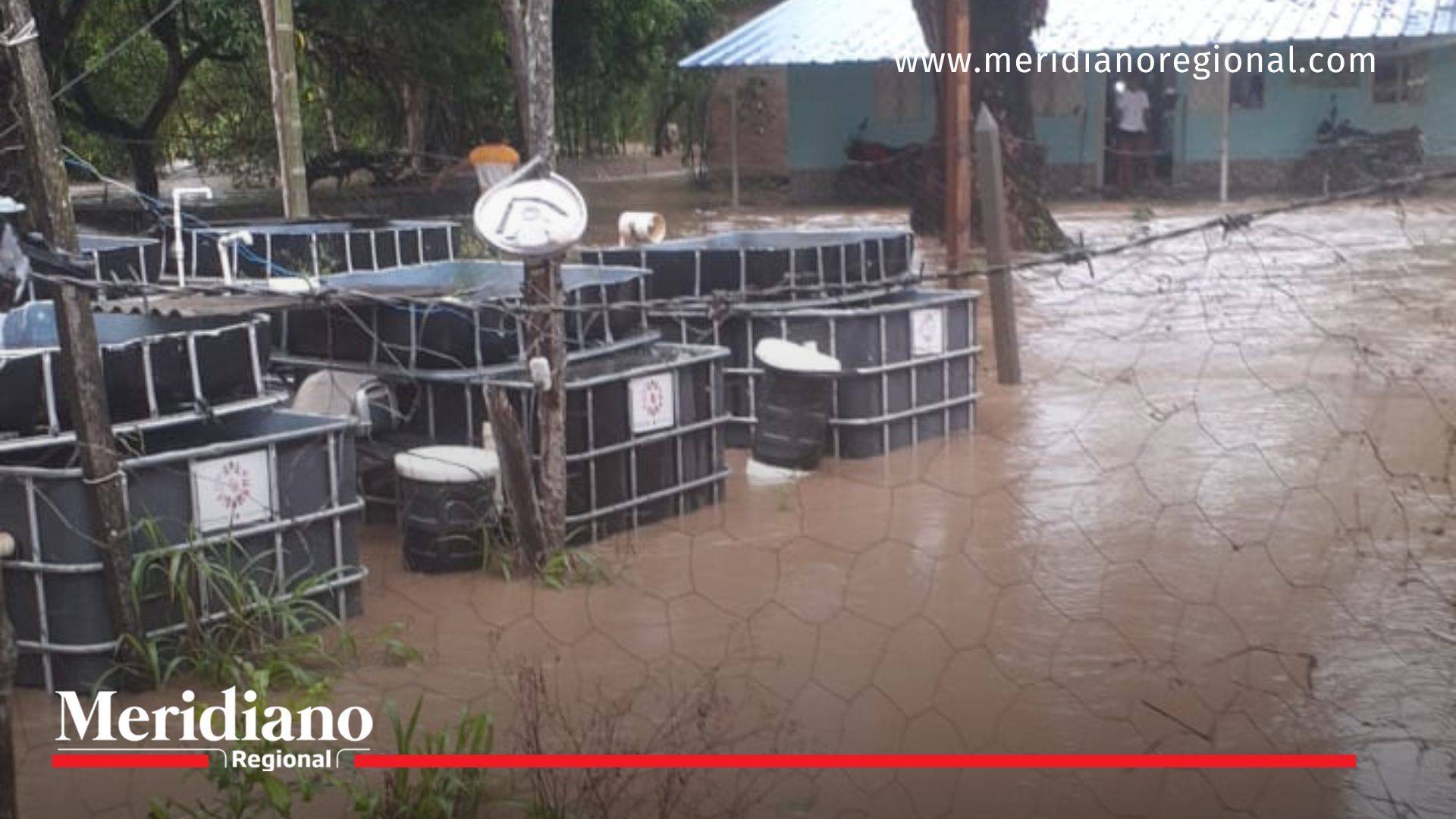 inundación-Inundación dejó caos en corregimiento de Patía inundacion-mulalo-patia-cauca-quebrada-desbordada-emergencia-lluvias-bomberos-familias-afectadas-inundación-