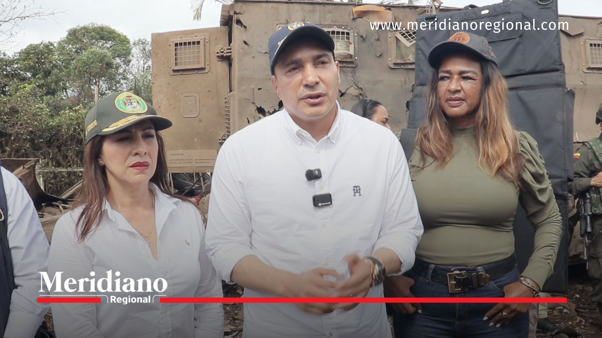 El Gobernador del Cauca, junto a la alcaldesa de Villa Rica, la secretaria de Gobierno y la Fuerza Pública, inspecciona el lugar del ataque en Villa Rica para reforzar la seguridad pública y la presencia del Estado.