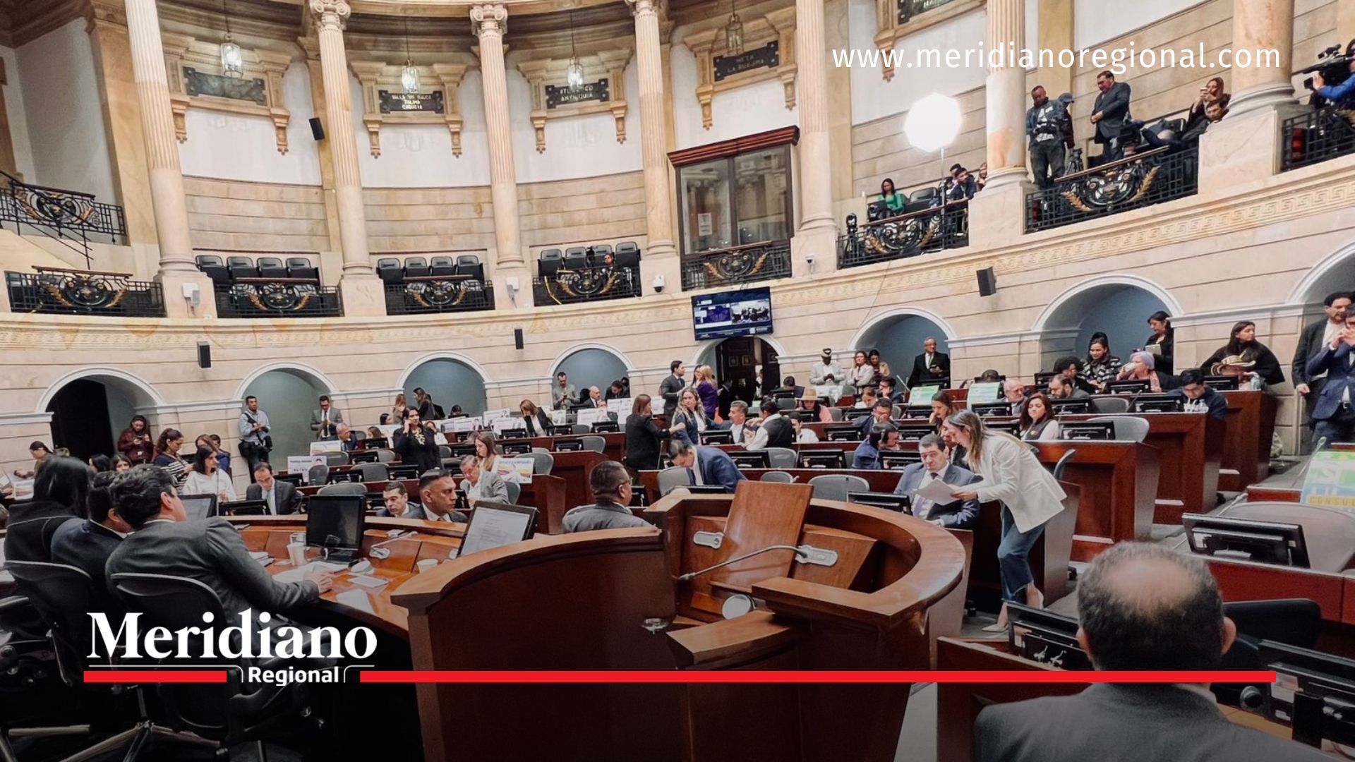 reforma-laboral, congreso-colombia, senado - trabajo-flexible, cesantías-mensuales, licencia-menstrual, contrato-aprendizaje-sena