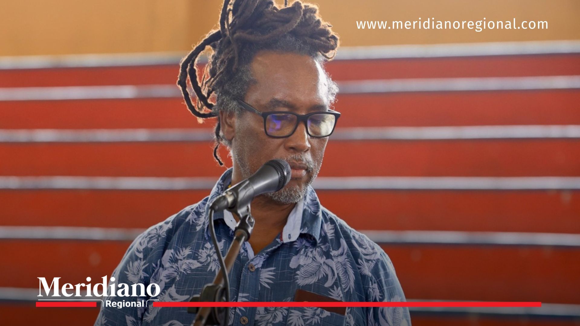 Carlos Rosero, ministro de Igualdad, responde con video institucional a declaraciones de Gustavo Petro sobre funcionarios afro