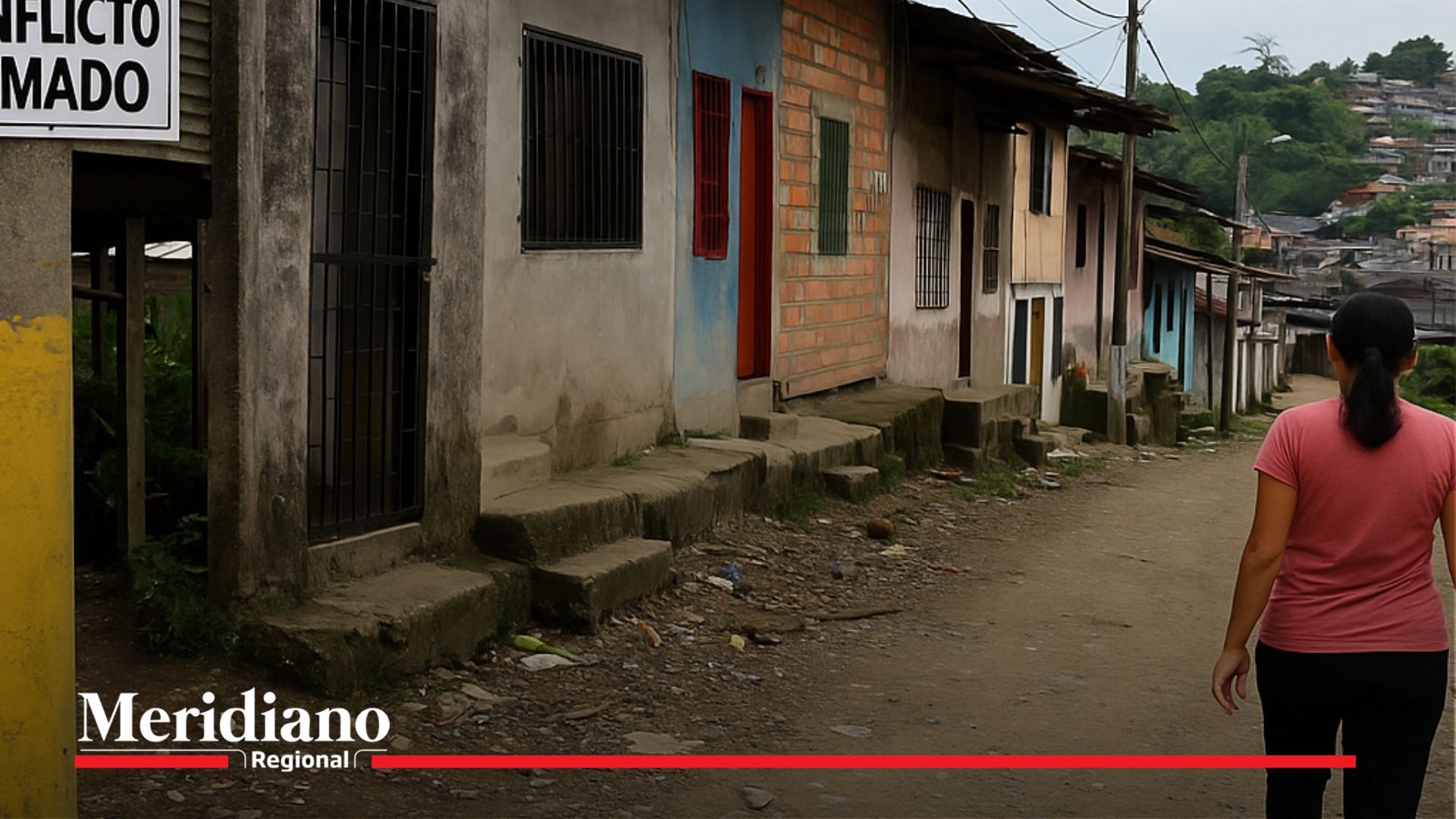 Mujer camina por calle vacía en comuna de Buenaventura afectada por conflicto armado