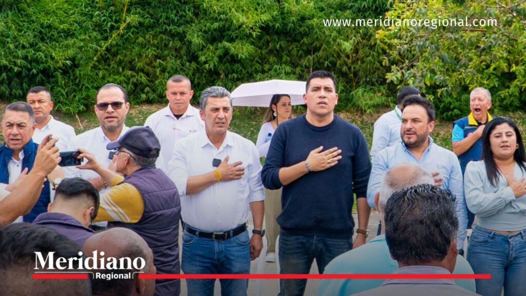 Alcalde, secretario general y presidente del Concejo de Popayán en apertura con la comunidad - Meridiano Regional Alcalde Juan Carlos Muñoz Bravo, secretario general Edwin Muñoz y presidente del Concejo Alex Trujillo durante evento de apertura en Popayán