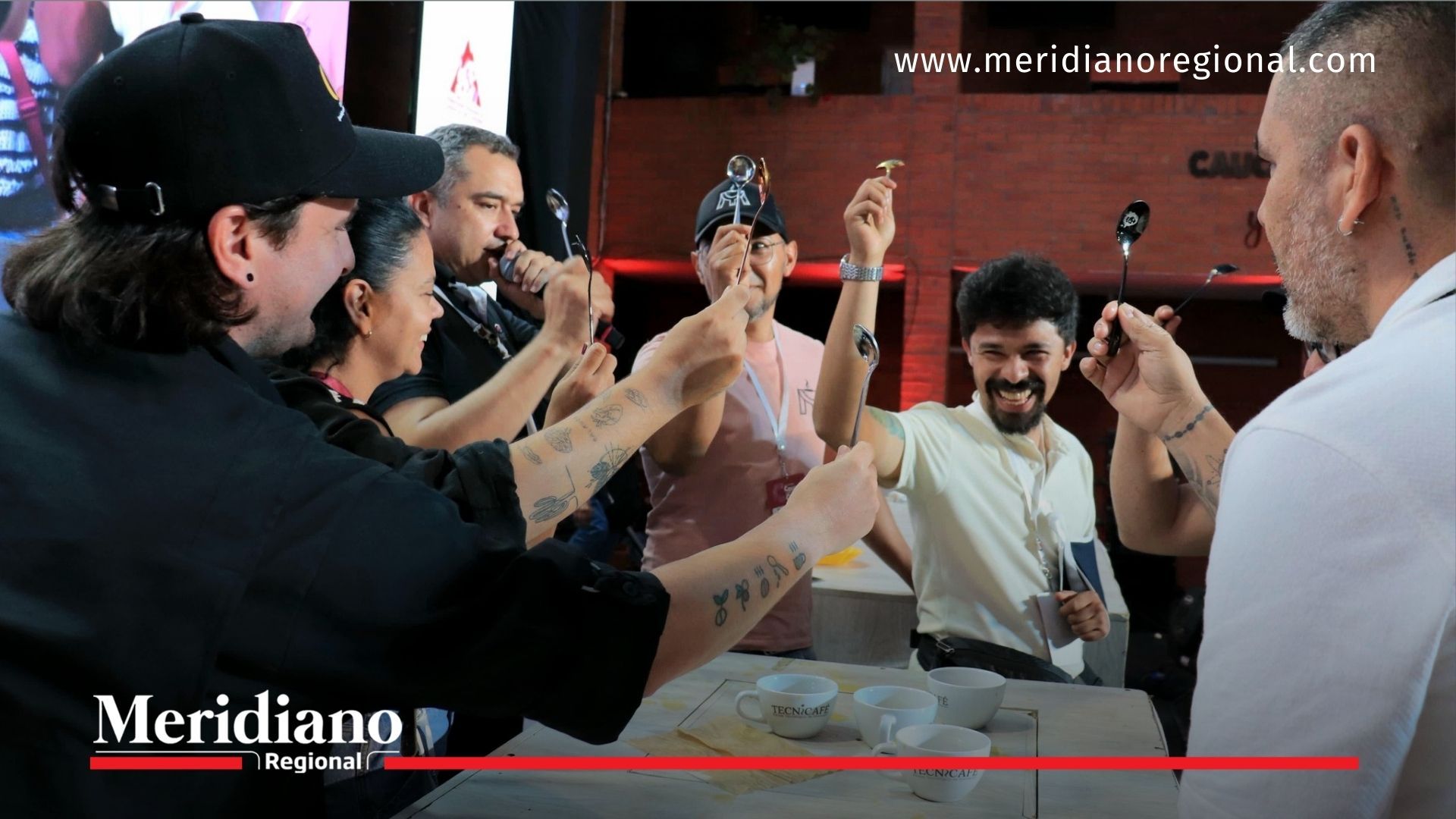 Catadores nacionales e internacionales participaron en sesiones de cata en Cauca Sabe a Café, resaltando la calidad y diversidad del café caucano.