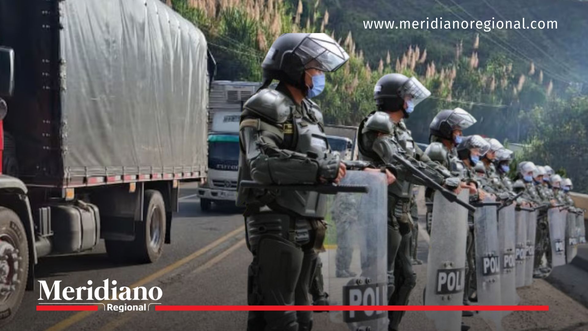 bloqueo panamericana - undemo cauca - vía panamericana custodiada - la agustina mondomo cauca