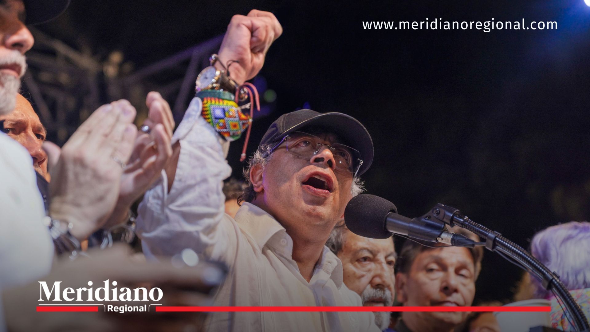 Gustavo Petro en Timbío Cauca dando discurso público durante firma del Pacto Cauca.