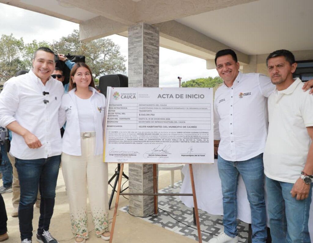 obernador Octavio Guzmán firma acta de inicio de obras en Cajibío - Meridiano Regional El Gobernador del Cauca, Octavio Guzmán, firma el acta de inicio de obras de placas huella en Cajibío, junto a autoridades y comunidad, consolidando la inversión rural en el departamento.