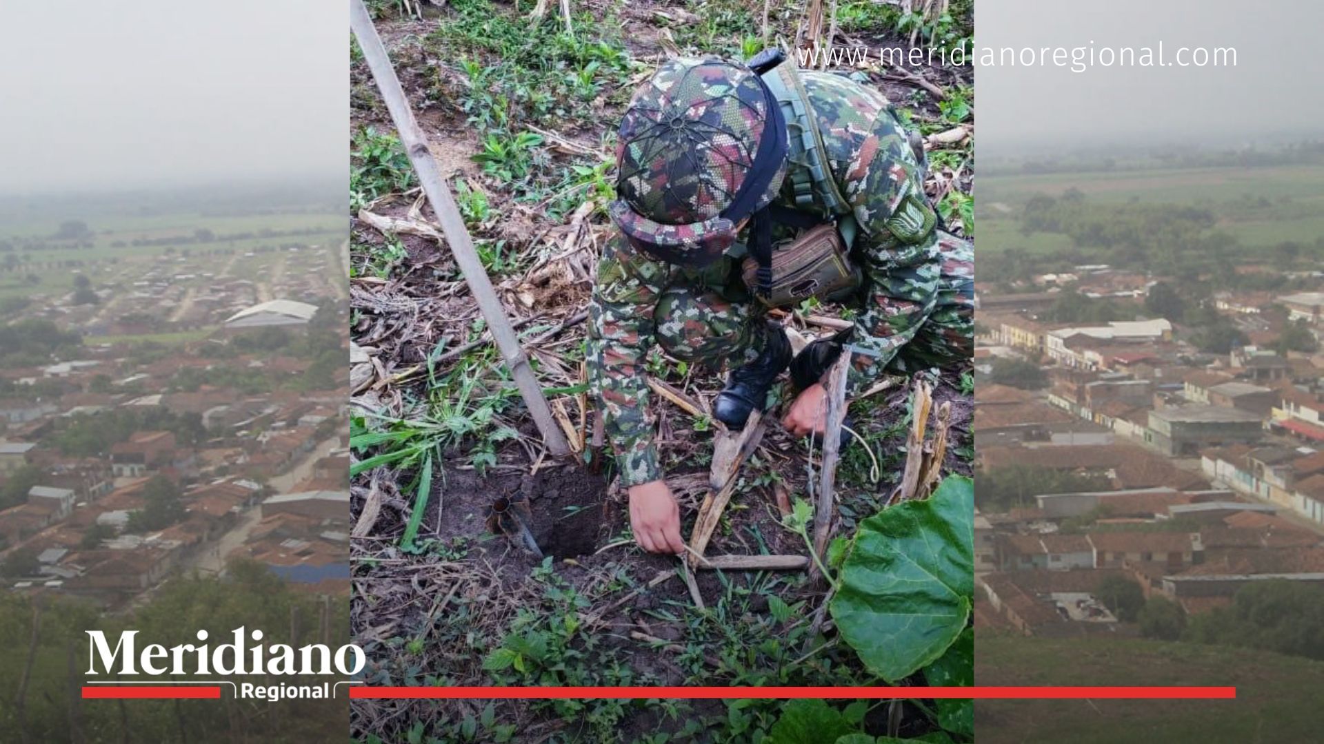 Soldado del Ejército Nacional desactiva un artefacto explosivo en Corinto, Cauca, durante operaciones en el marco de la guerra en el Cauca.