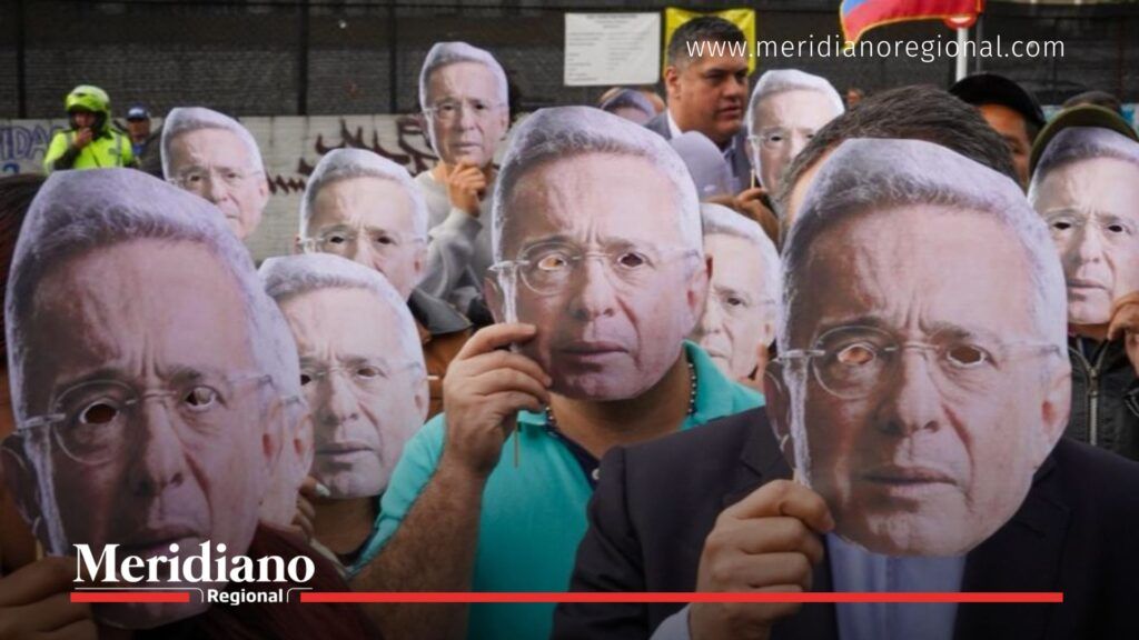 protestas-absolucion-alvaro-uribe - manifestacion-bogota - uribe-mascaras-protesta