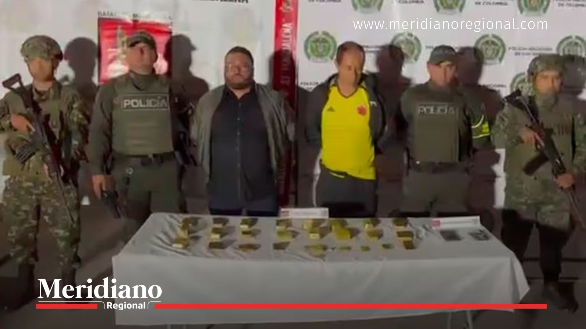 capturados-con-oro-ilegal-en-mocoa - lingotes-incautados-en-pitalito - operativo-fiscalia-policia