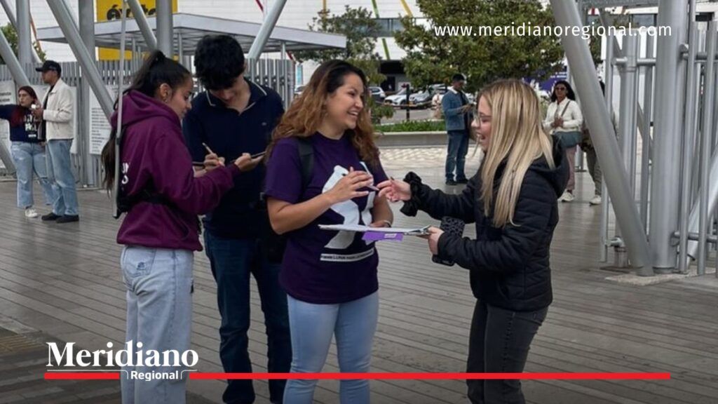 Equipo de David Luna continúa recolección de firmas en Bogotá - Meridiano Regional equipo de david luna recolecta firmas - movimiento sí hay un camino - candidatura presidencial 2026 - bogotá colombia