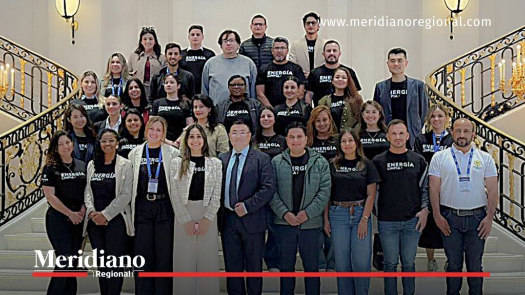 Delegación colombiana en China durante la agenda de cooperación internacional, enfocada en fortalecer la alianza energética con China y el desarrollo sostenible.