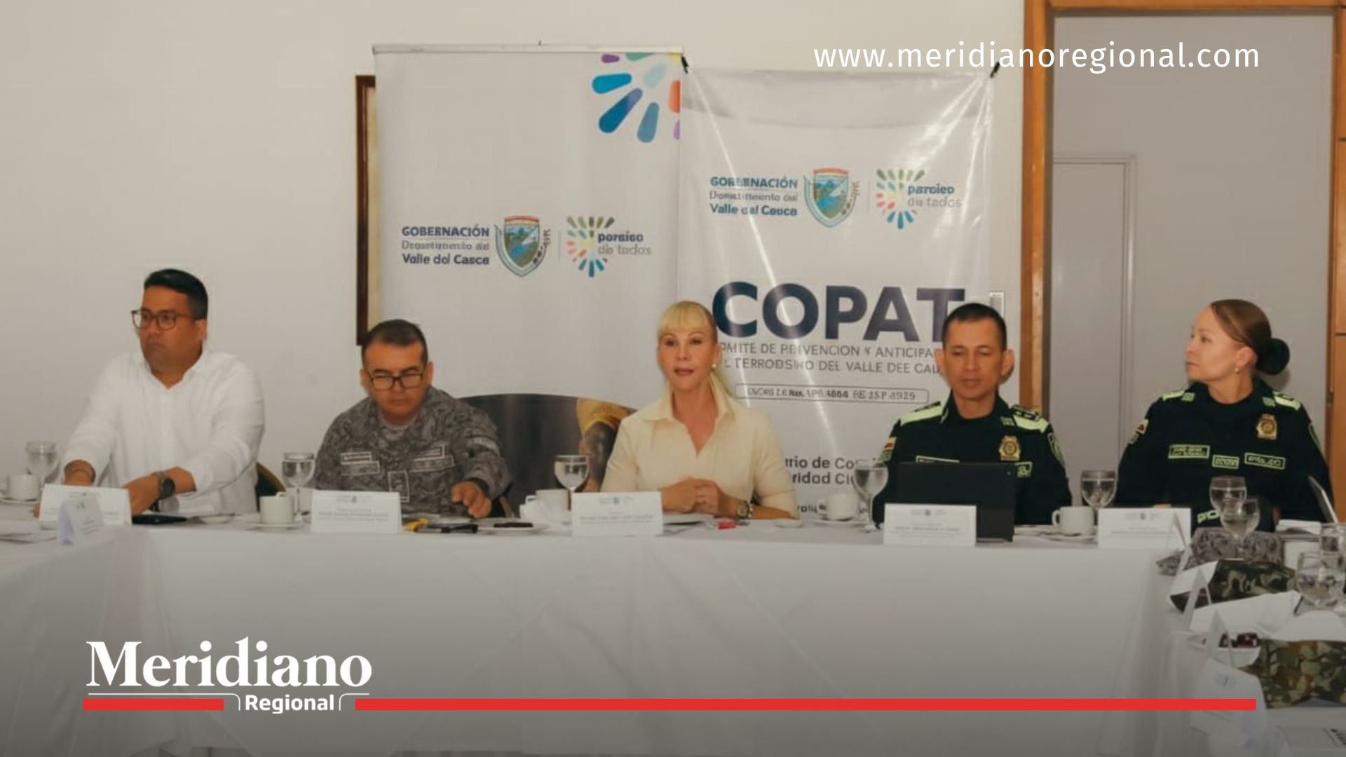 Reunión del Comité contra el terrorismo Valle con la gobernadora Dilian Francisca Toro y autoridades de seguridad durante sesión del Copat.