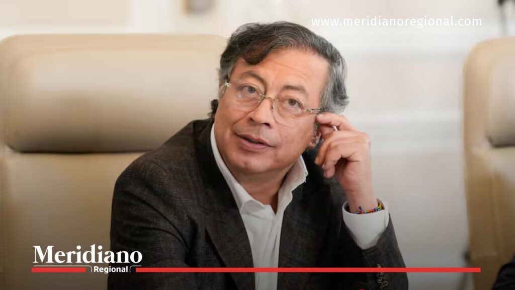 Petro analiza la reforma tributaria en Consejo de Ministros - Meridiano Regional Gustavo Petro en un Consejo de Ministros analizando las consecuencias del archivo de la reforma tributaria y su impacto en la estabilidad fiscal del país.