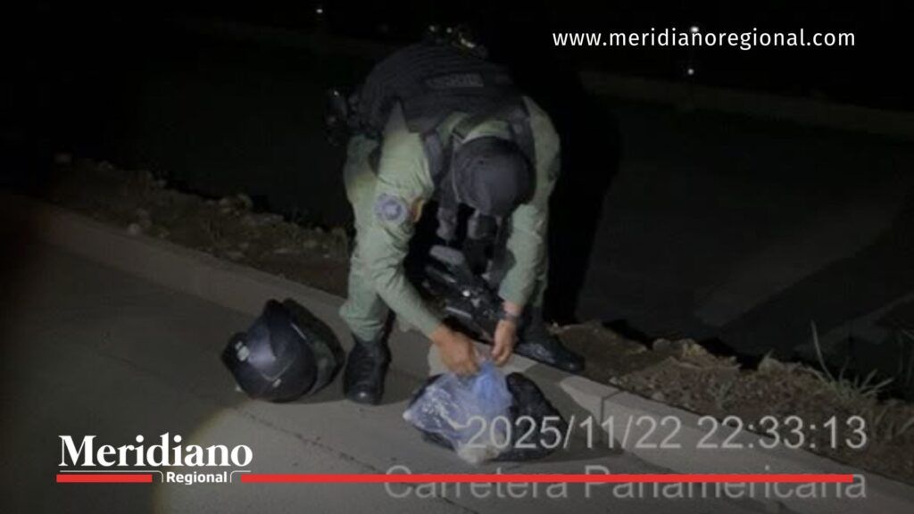 GOES controla microtráfico en Río Blanco - Meridiano Regional Uniformado del GOES inspecciona paquete con base de coca incautado durante operativo contra el microtráfico en Río Blanco, vía Panamericana en Popayán.