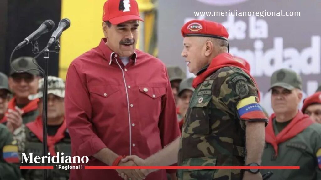 Liderazgo venezolano ante disputa por el Cartel de los Soles - Meridiano Regional Nicolás Maduro y Diosdado Cabello en un acto oficial con la Fuerza Armada Nacional Bolivariana, en medio del debate por la designación del Cartel de los Soles.
