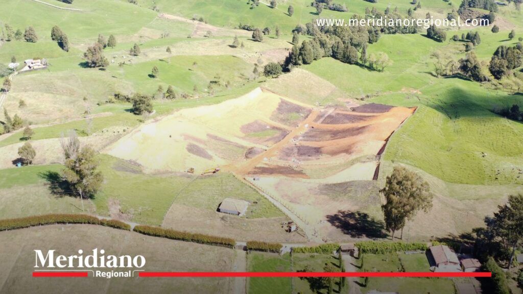 Panorámica de la vereda Pisoje – hurto en Pisoje - Meridiano Regional Panorámica aérea de la vereda Pisoje en Popayán, área donde ocurrió el hurto en Pisoje atendido por la Policía.