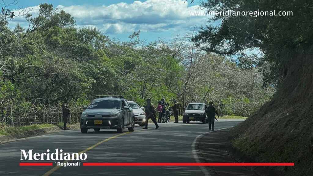 Asalto en la vía Panamericana durante intento de secuestro - Meridiano Regional Operativo militar en la vía Panamericana tras intento de secuestro en Río Blanco