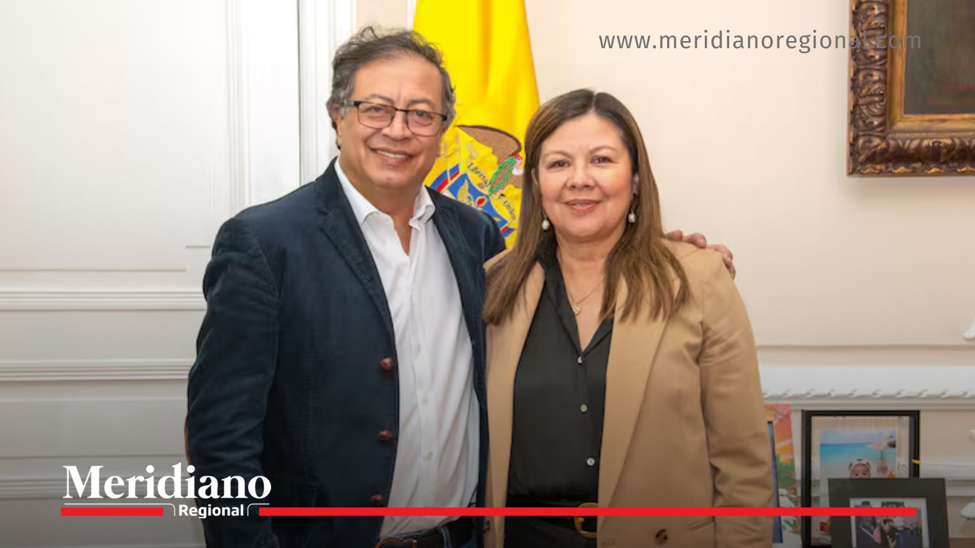 Fiscal Camargo y presidente Gustavo Petro durante su posesión oficial en la Presidencia de Colombia.
