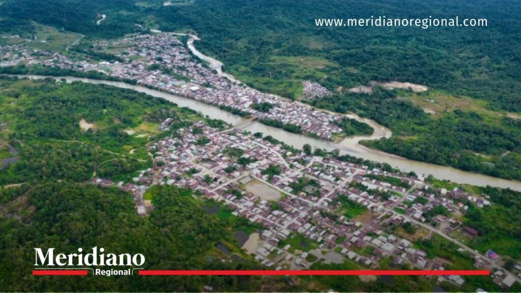 Panorámica aérea de Tadó, Chocó, municipio afectado por bloqueos del ELN en la vía Risaralda–Chocó.