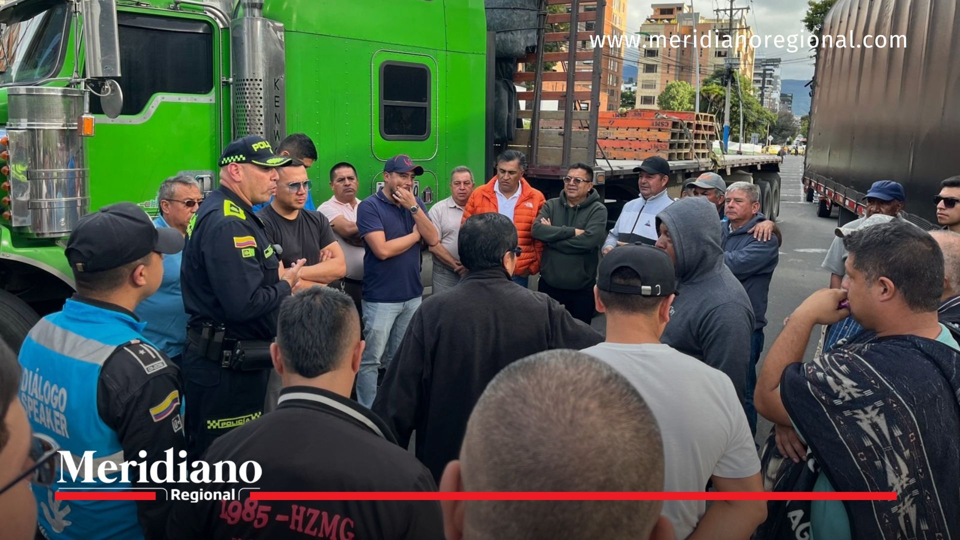 protesta de camioneros en Pasto | camioneros dialogan con Policía y Gobierno por secuestro en la vía Panamericana