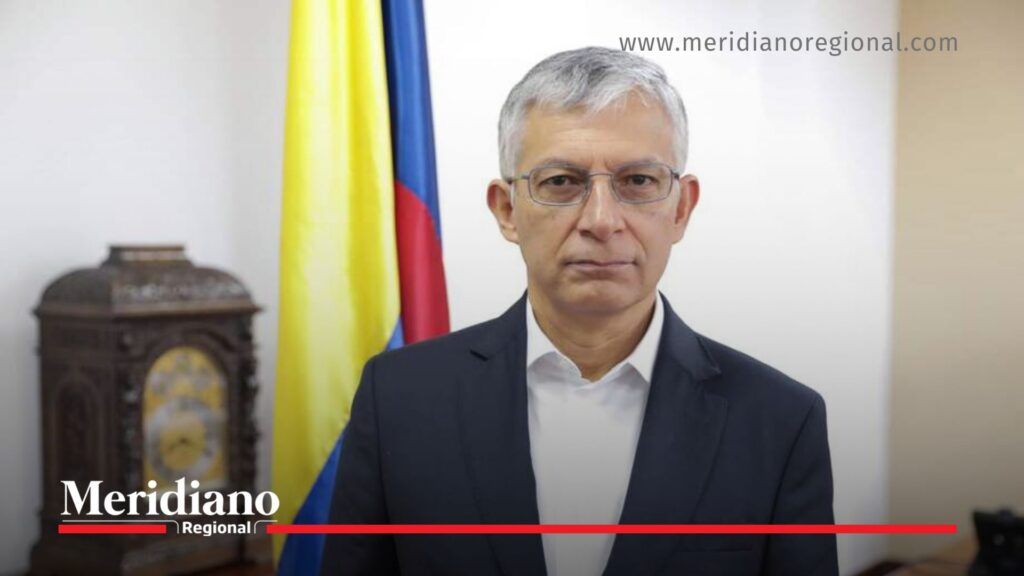 Carlos Emilio Betancourt director de la DIAN en Colombia, nuevo jefe de la entidad tributaria nacional