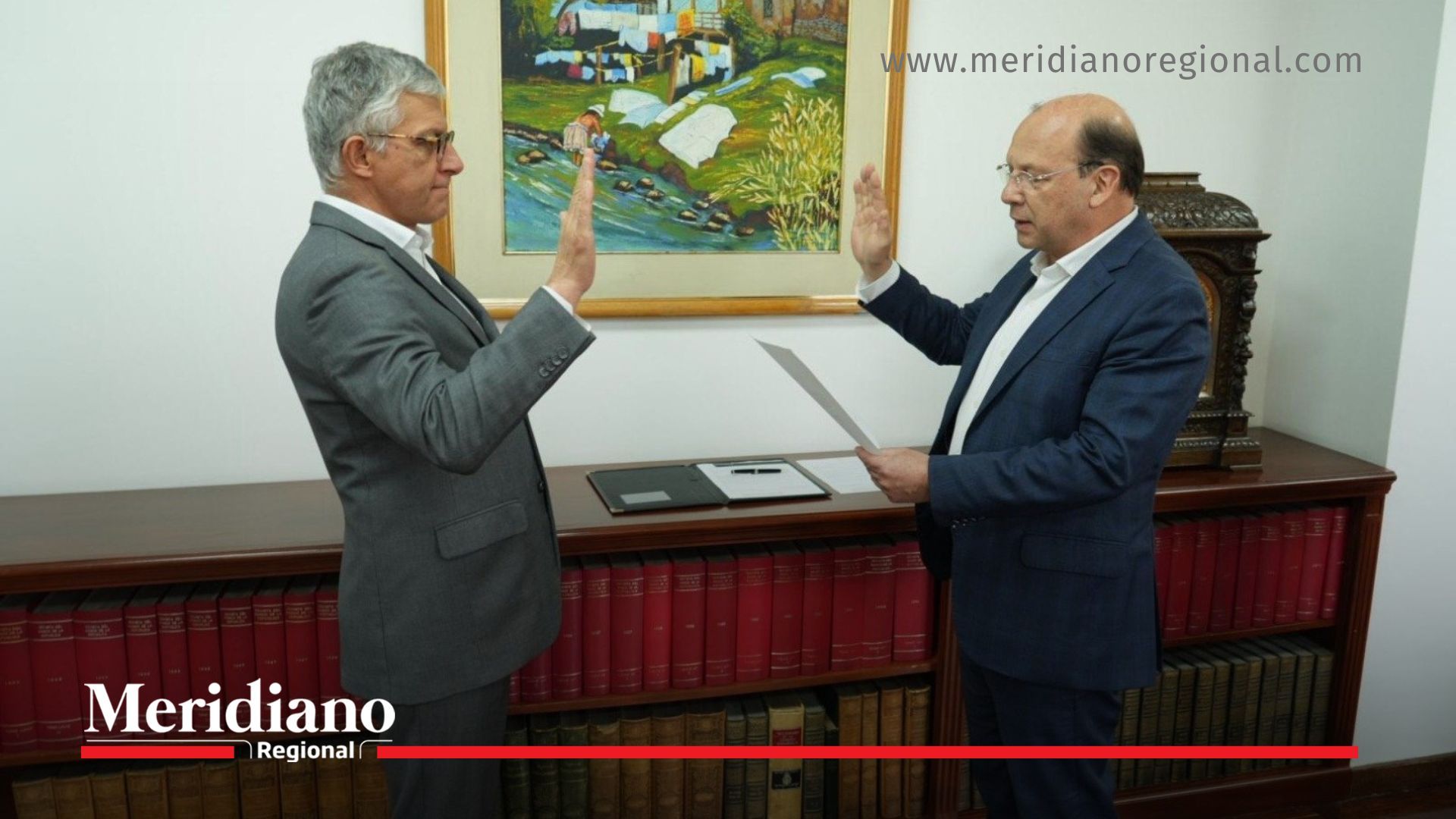 posesión del director de la DIAN Carlos Emilio Betancourt por el ministro de Hacienda en Colombia