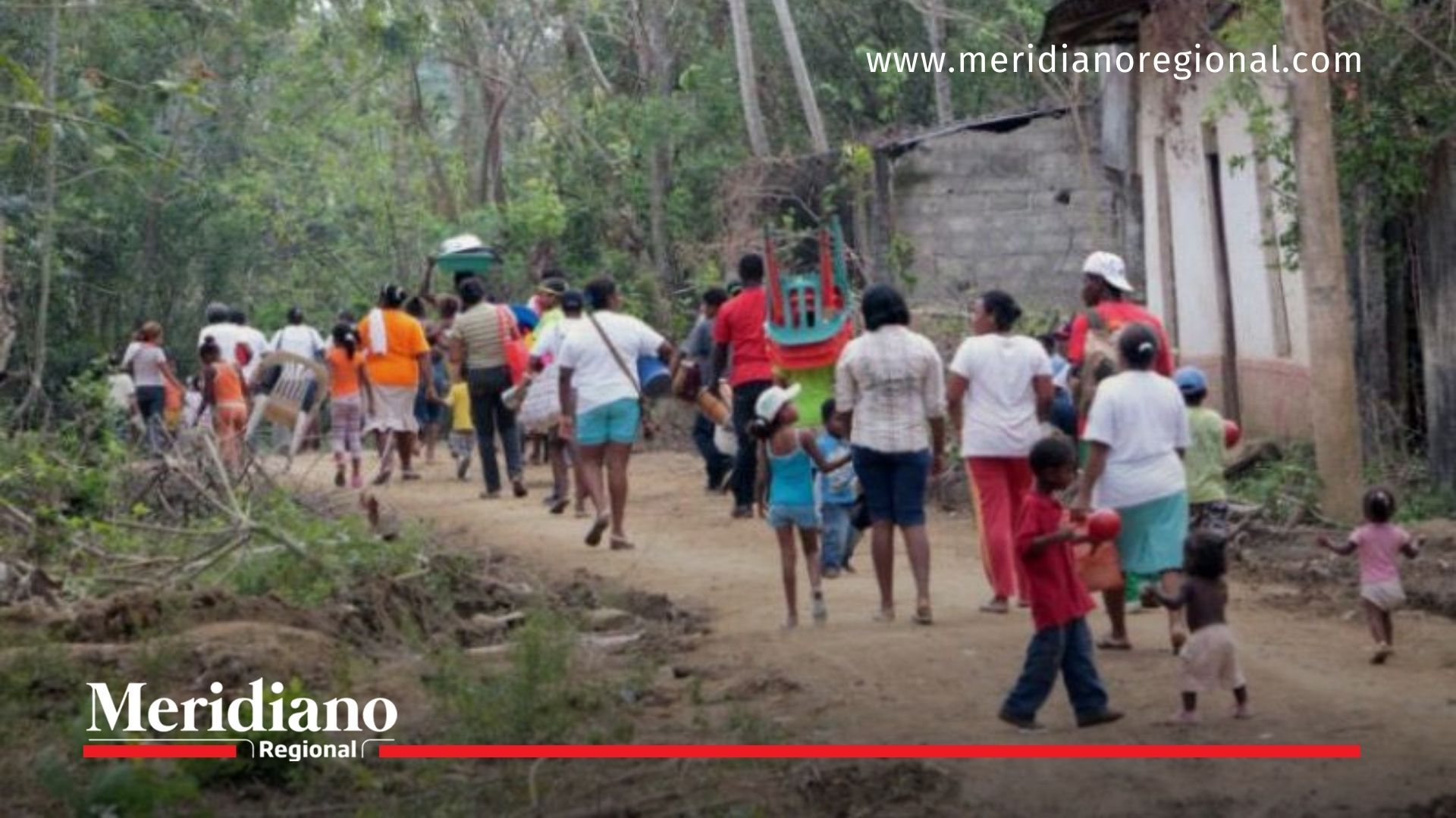 desplazados de Buenos Aires, Cauca, se movilizan por zona rural tras amenazas armadas y llegan a Cali