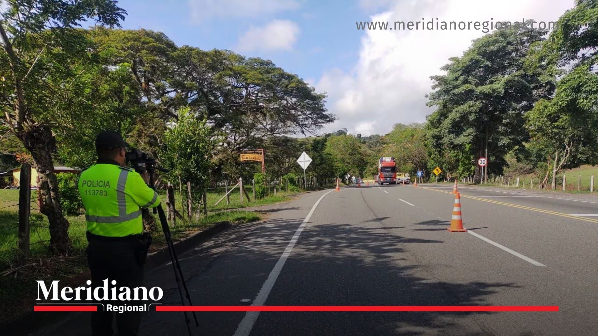 Seguridad vial Valle del Cauca con control de velocidad en carretera durante operativos de tránsito