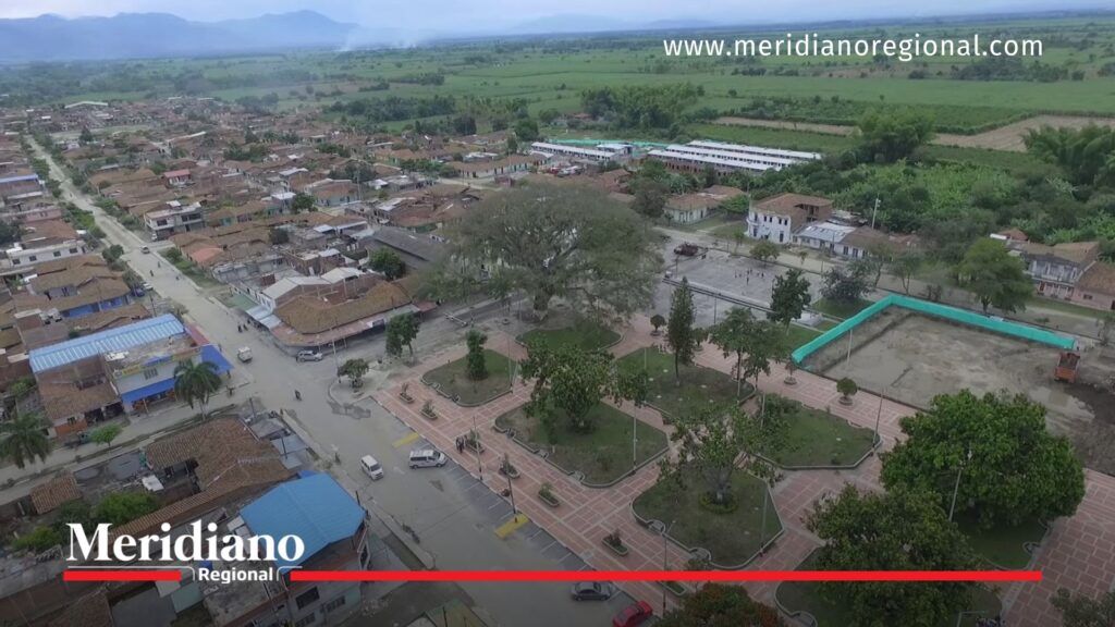 Masacre en Padilla: panorama del municipio tras hechos de violencia - Meridiano Regional Masacre en Padilla: parque principal del municipio de Padilla, Cauca
