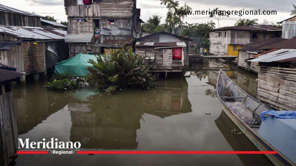 Emergencia en Guapi y Timbiquí por inundaciones tras intensas lluvias - Meridiano Regional Emergencia en Guapi y Timbiquí con viviendas inundadas por desbordamiento de ríos en el Cauca