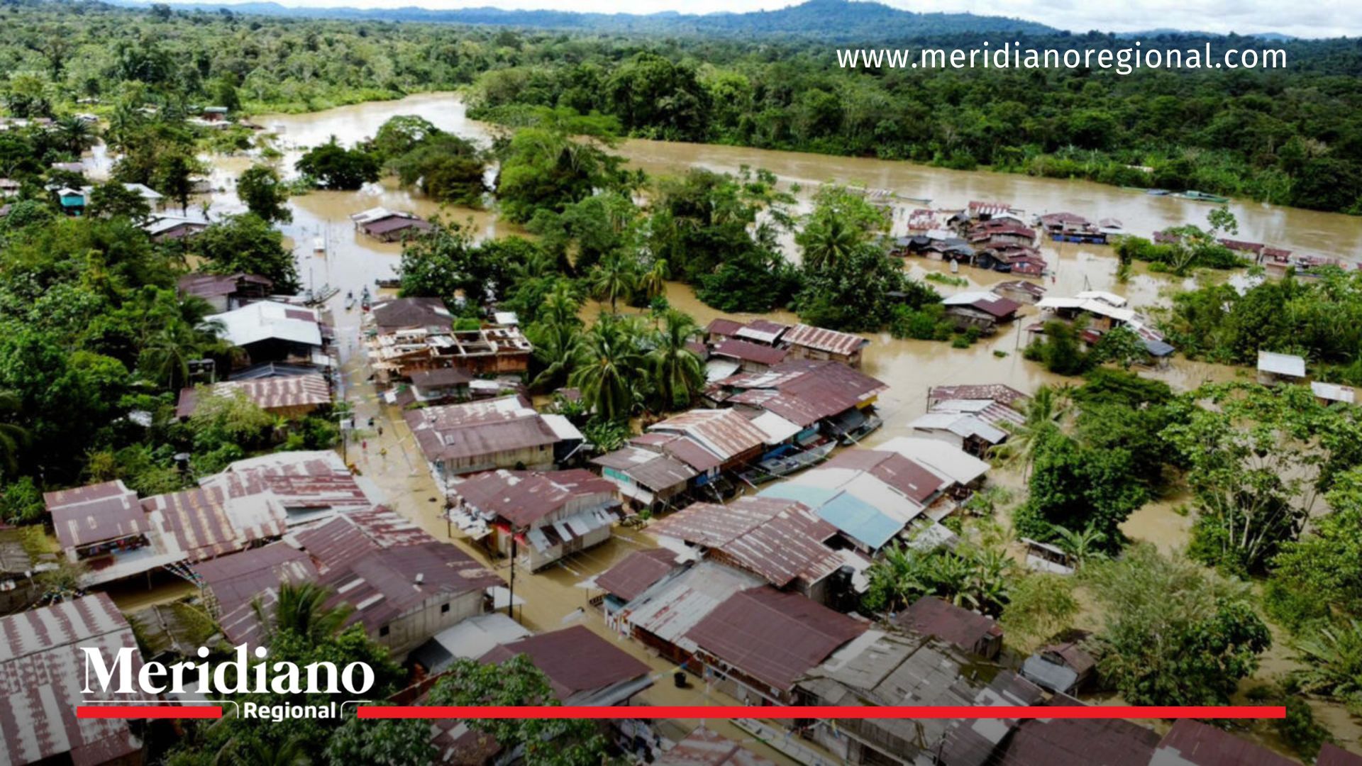 Panorámica aérea del Chocó inundado tras las intensas lluvias en Chocó, que han dejado miles de familias afectadas en varios municipios del departamento.
