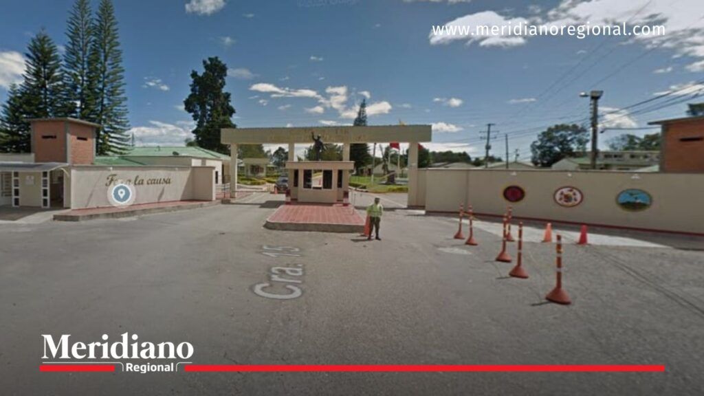 Protesta por sanidad del Ejército en Popayán en la entrada del Batallón José Hilario López - Meridiano Regional protesta sanidad Ejército Popayán - Batallón José Hilario López entrada - sanidad militar Popayán